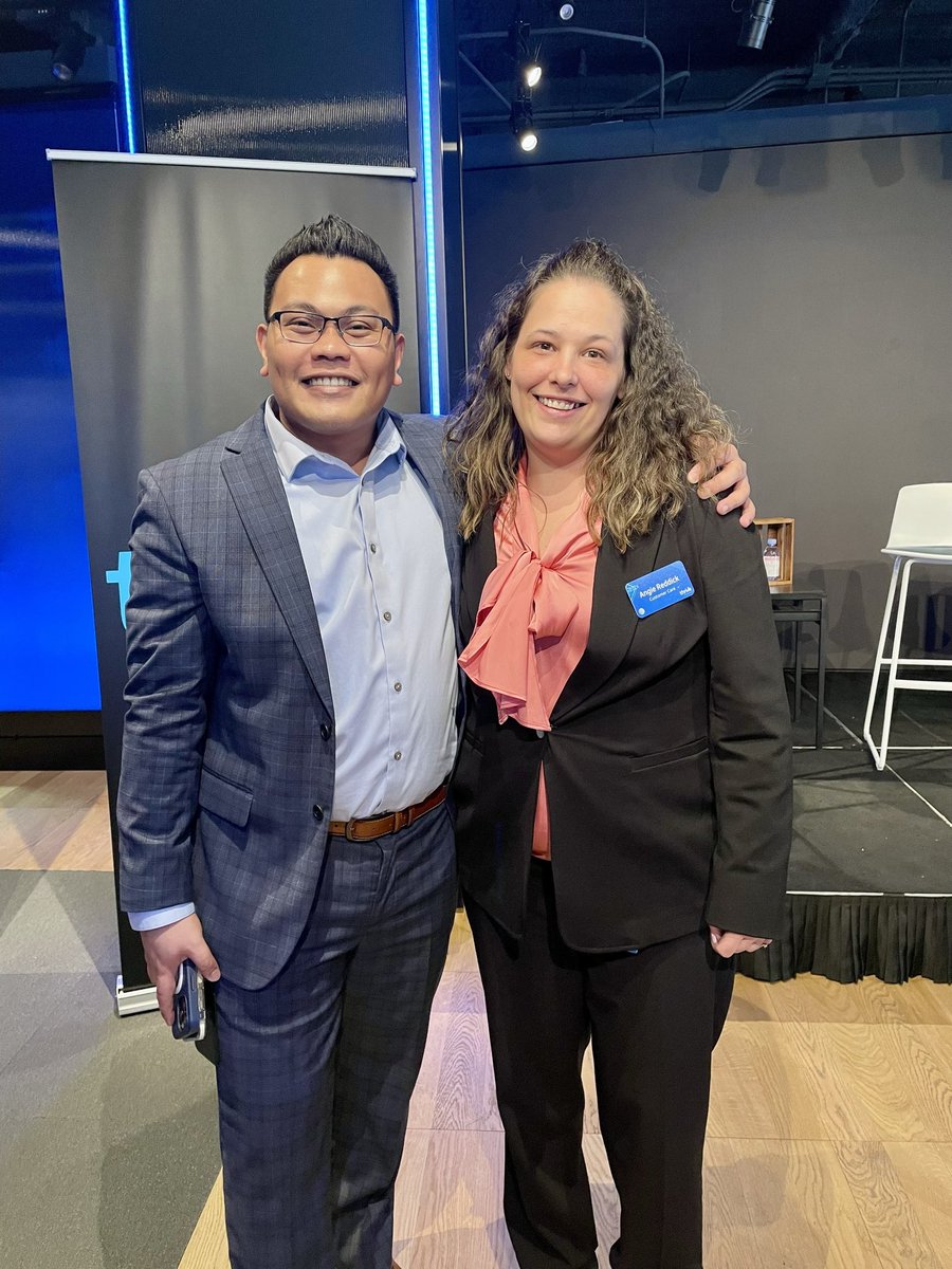 Thrilled to have had the opportunity to speak at the Thrive Alumni Panel today! A special highlight was finally meeting @CodyMartinez719 & @AmrBgc276 face-to-face. #Time2Thrive #DCWBossMode #GuinningTogether #MBCGoodStuff #LifeAtATT