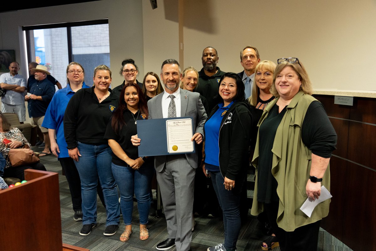 Honoring our 9-1-1 heroes! 📞🚨 #RRCouncil proclaims April 14-20, 2024, 'National Public Safety Telecommunicators Week' in #RoundRock.