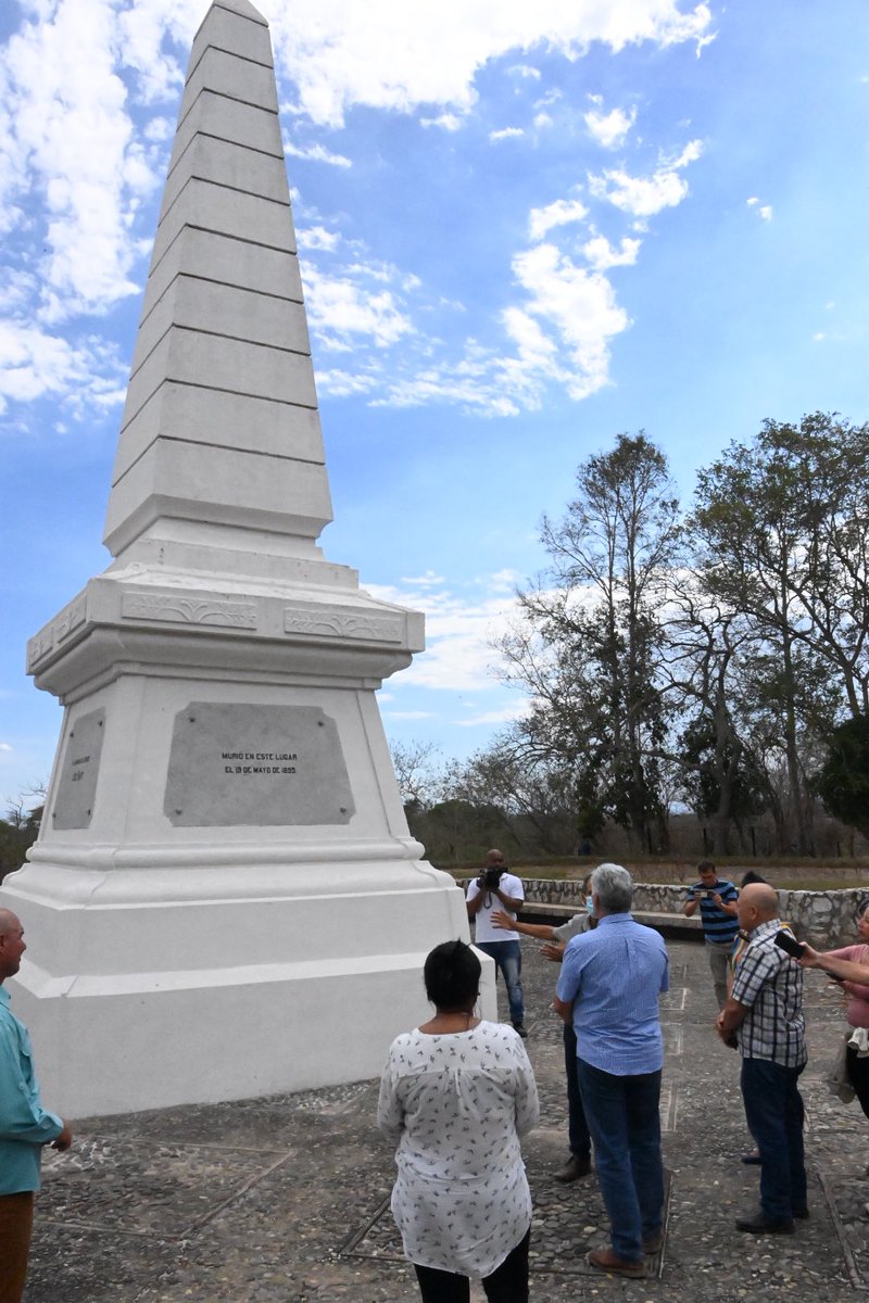 ❤️| Un revolucionario martiano no puede venir a Jiguaní y dejar de visitar el sitio desde donde partió a la inmortalidad el Héroe Nacional de Cuba, José Martí. #Cuba 🇨🇺