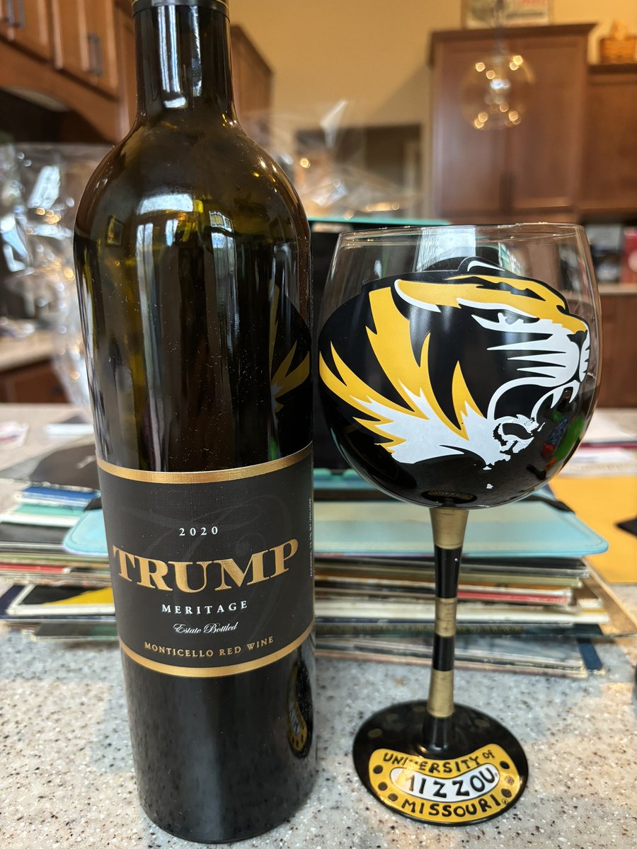 Don’t care if you like him or not. @trumpwinery makes some GREAT red wines!