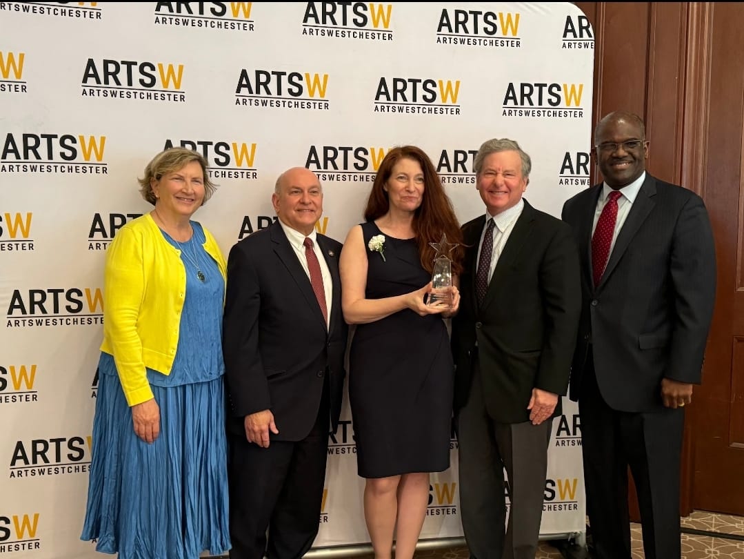SUNY Purchase's @neubergermuseum – among the nation’s most respected academic art museums – was the recipient of the 2024 Arts Organization Award. I was honored to present that award, along with Deputy County Executive Ken Jenkins, to Museum Director Tracy Fitzpatrick.