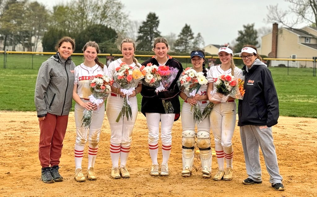 Senior Day and a win. Ryleigh Lender had a 3 run homerun (4 RBIs). Jordan Hreben had 3 hits. Cali Taylor and Allie Cunane shared pitching duties to collect the win with 1 hit and 11Ks. Thank you to our seniors. Just getting started. 💪