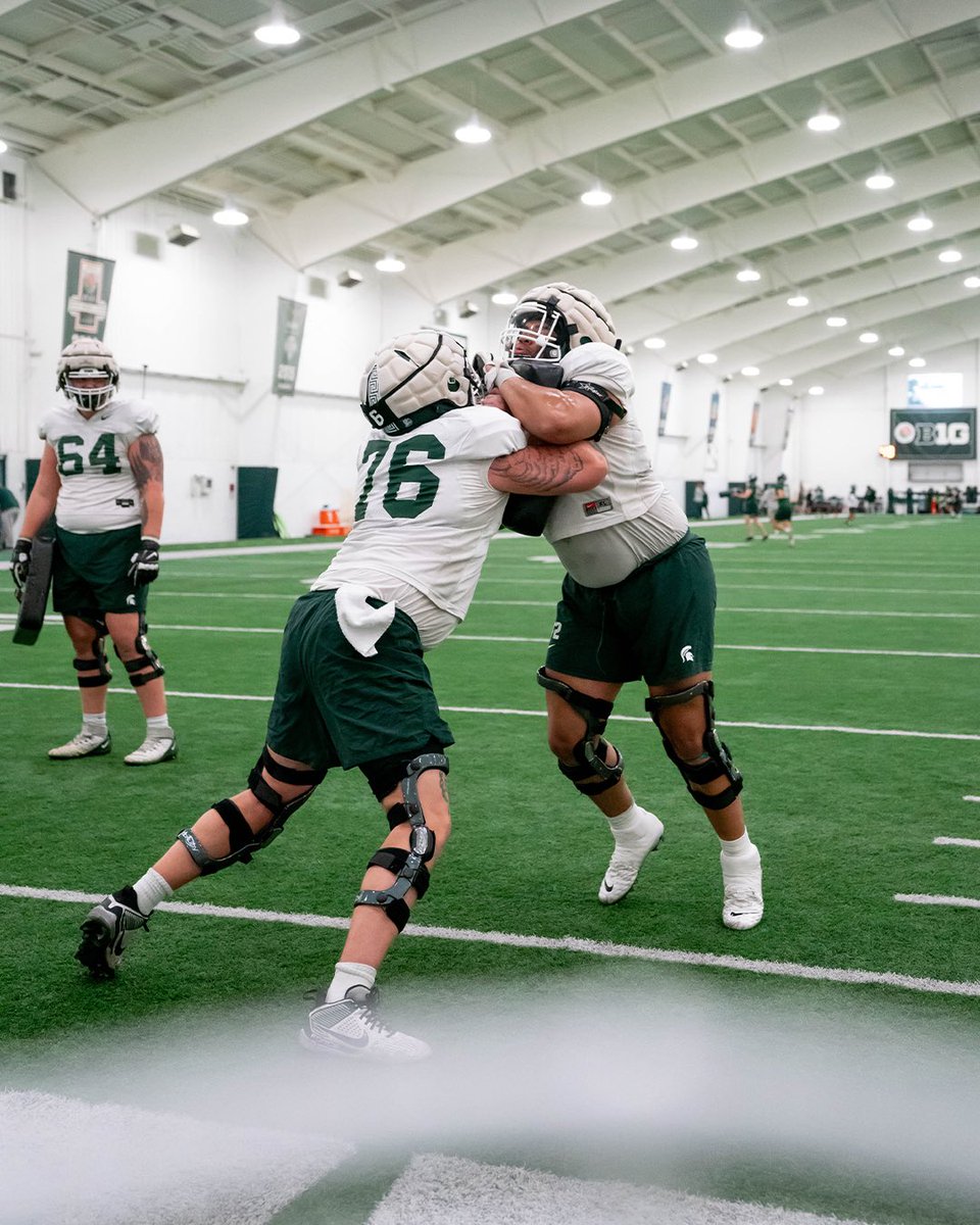 MSU_Football's tweet photo. make every rep count https://t.co/5BfuBAcMn9