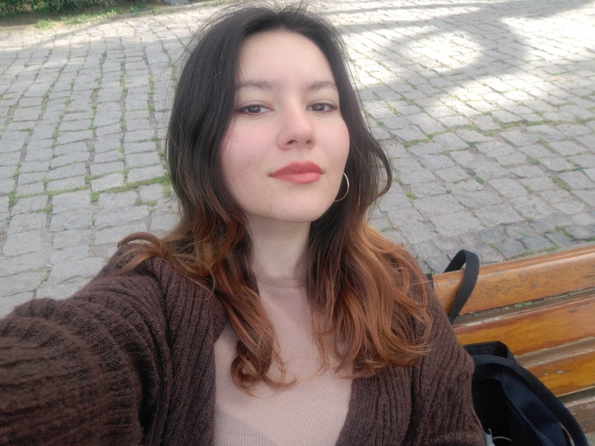 iremgibibirsey's tweet photo. ben/oldugumu sandigim kisi https://t.co/eYN8apOBm1