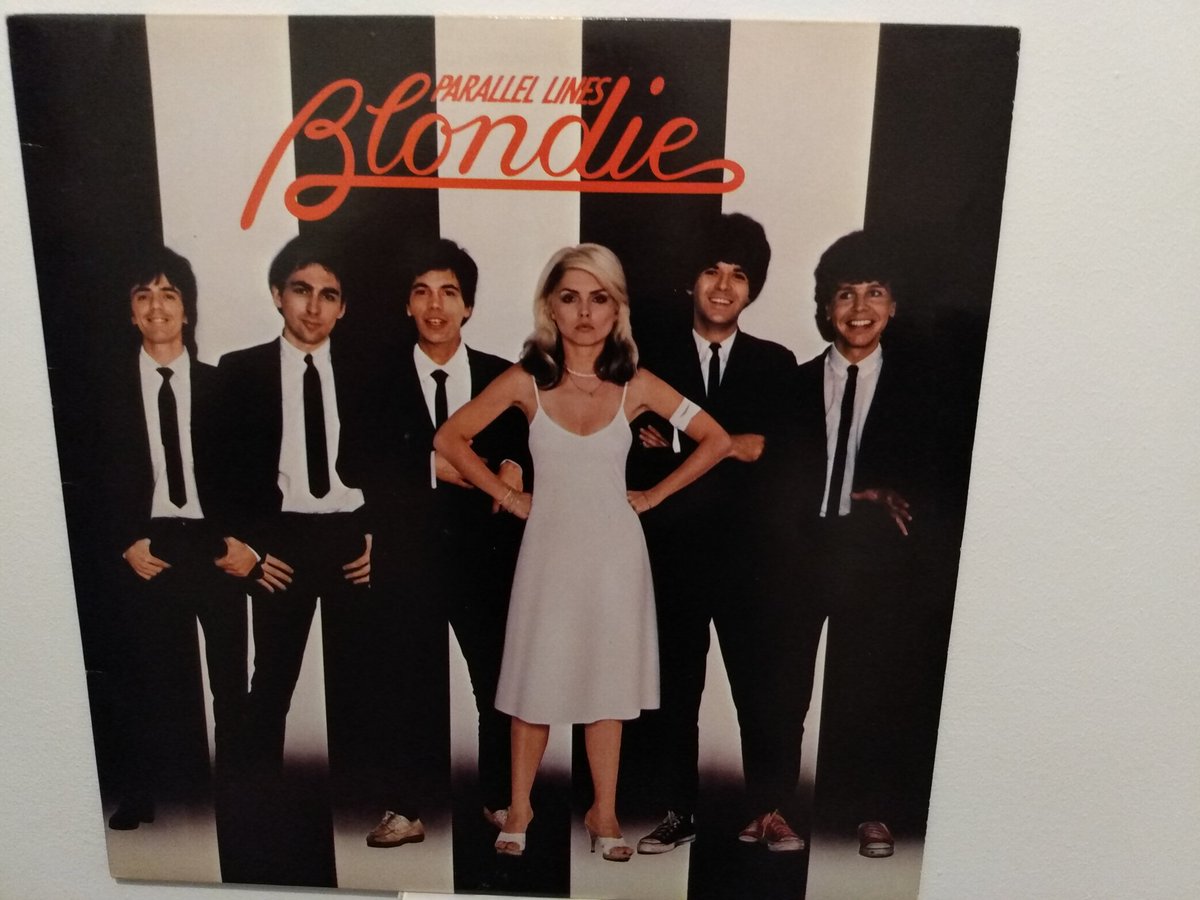 #Top15FaveAlbums Day 11: unranked Blondie: Parallel Lines My first album - I didn't have many LPs back in '78 but I was very happy with this one. The singles taken from it seemed to dominate the charts and I loved Sunday Girl. Favourite track: 11:59