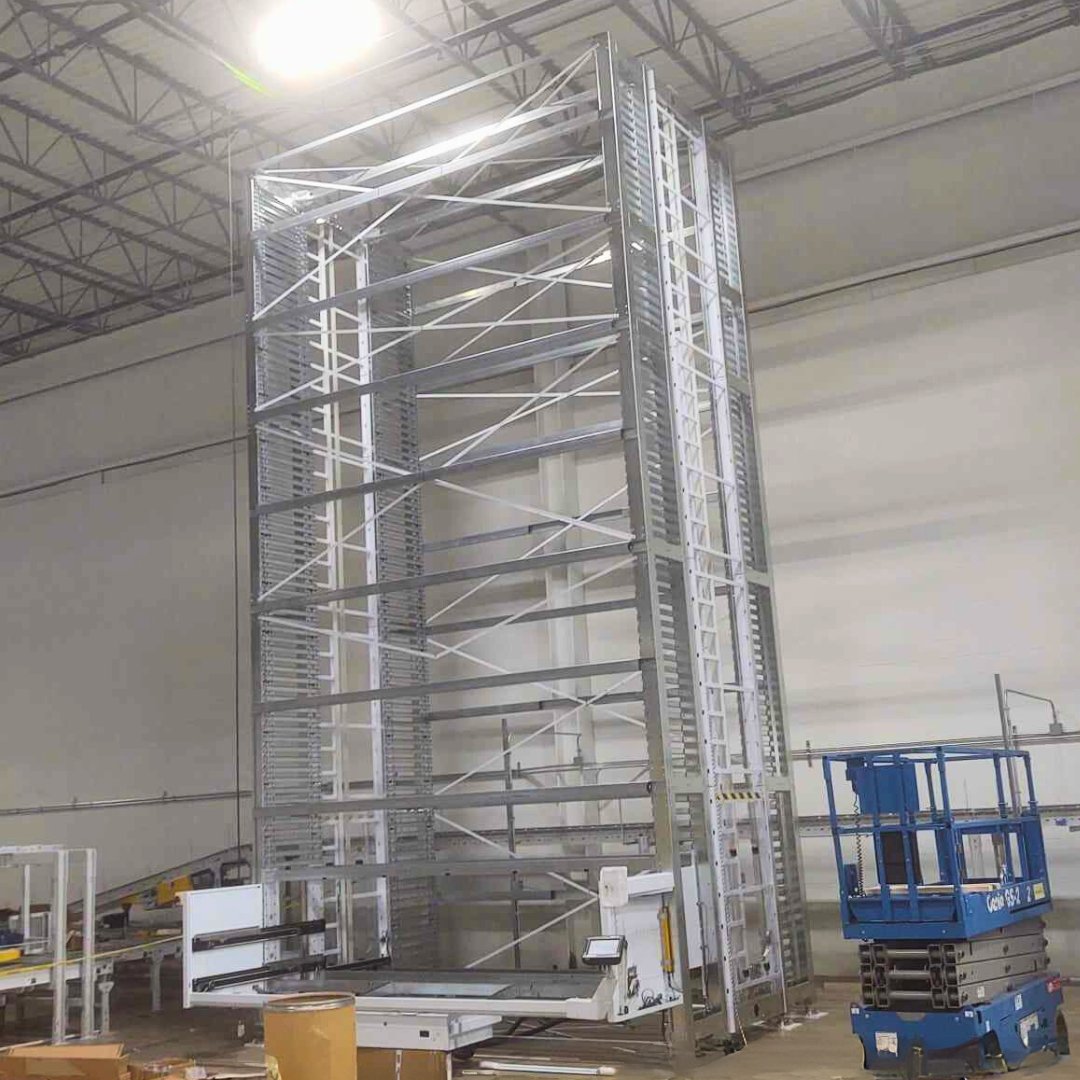 Curious about @ModulaUS's storage solutions? As expert installers of Modula systems, we wanted to give you a sneak peek at the structure of one of their cutting-edge VLMs! VLMs are engineered for maximum efficiency and organization, revolutionizing the way you store inventory.