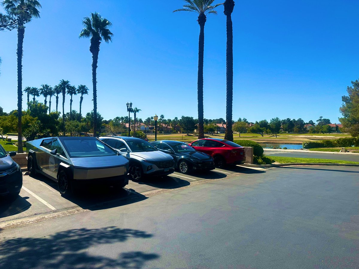 Daniel Reynolds tweet media