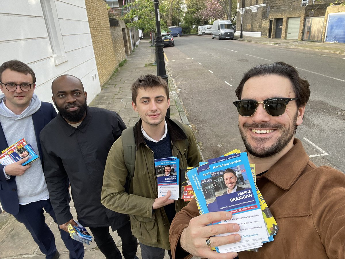 A great response this evening in Islington, with residents backing the Conservatives plan to: 🚔 Hire 1,500 more police 💷 Lower taxes for Londoners 🏡 Build the new homes London needs Only with Susan Hall as mayor and myself on the GLA will we get London working for Londoners.