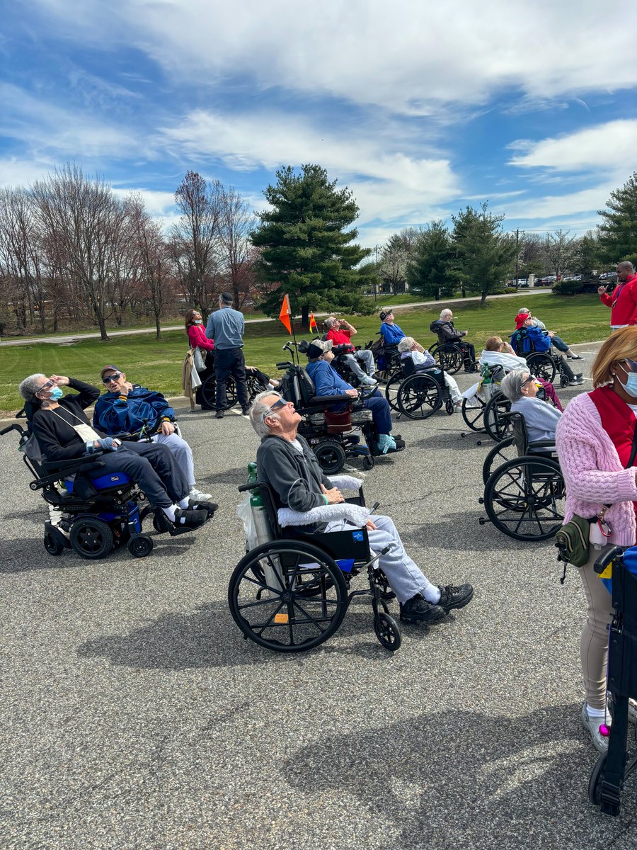 Residents at the New Jersey Veterans Memorial Home at Paramus observe the solar eclipse, April 8. (📷 Lakisha Williams-Edwards)