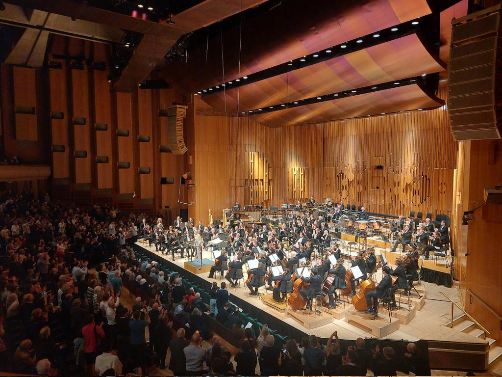 Packed @BarbicanCentre on its feet for @alisonbalsom's Olympic Gold performance of @wyntonmarsalis's big-hearted six-course banquet of a new trumpet concerto, with deluxe playing from @londonsymphony