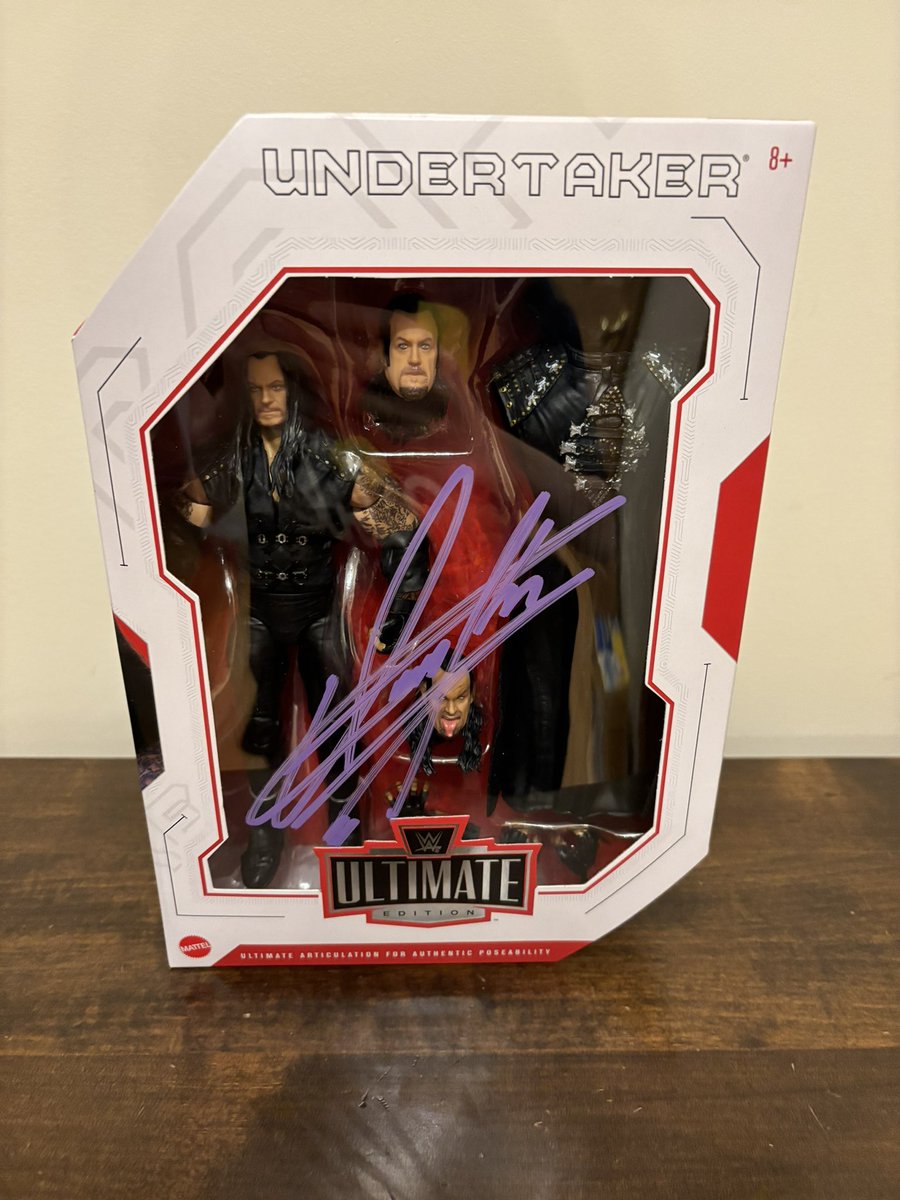 It was an honor meeting the Undertaker at WWE World! He wasn’t doing pictures, but I was psyched to get my UE signed. He was really polite and courteous!