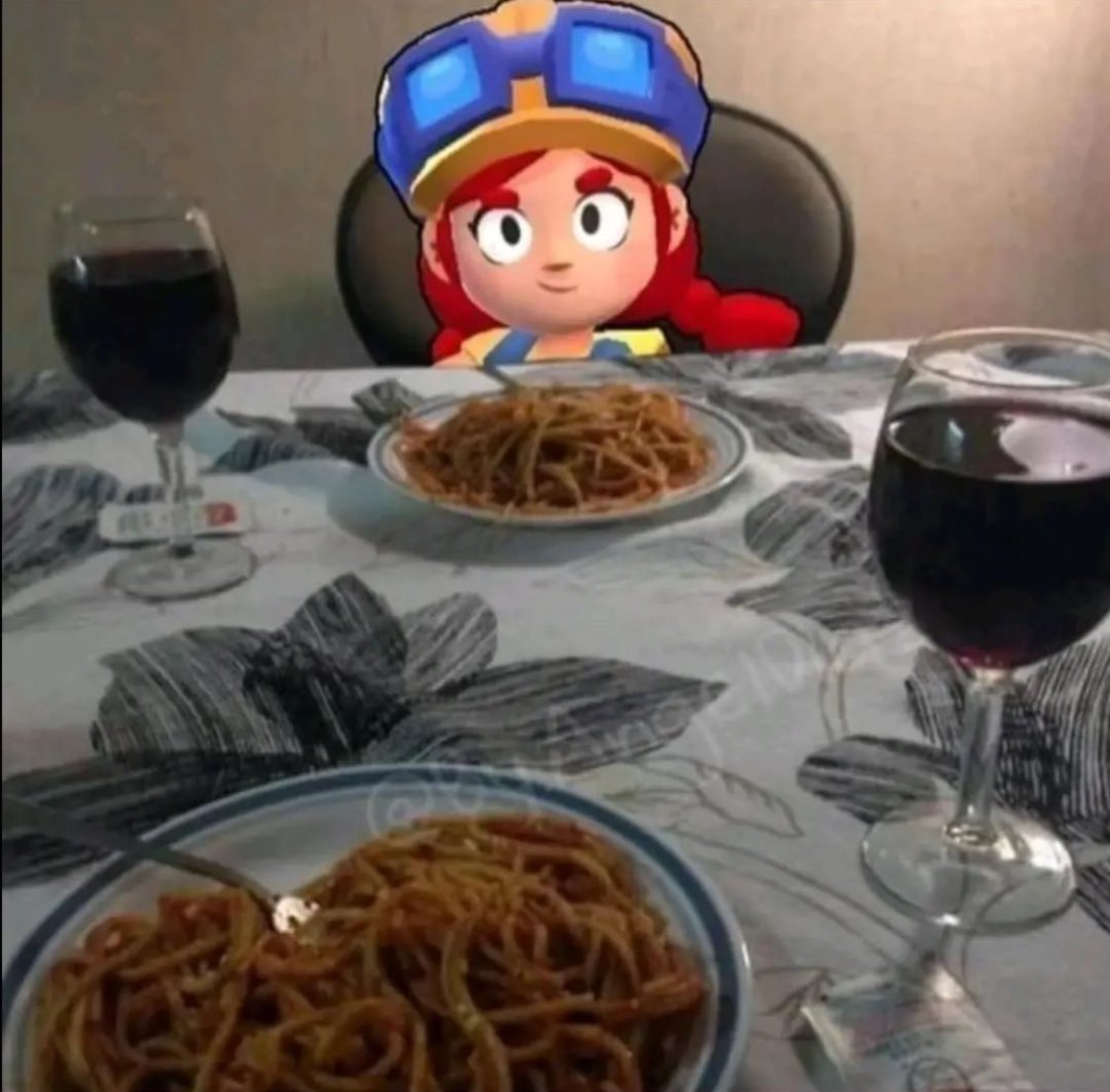 aki con esta