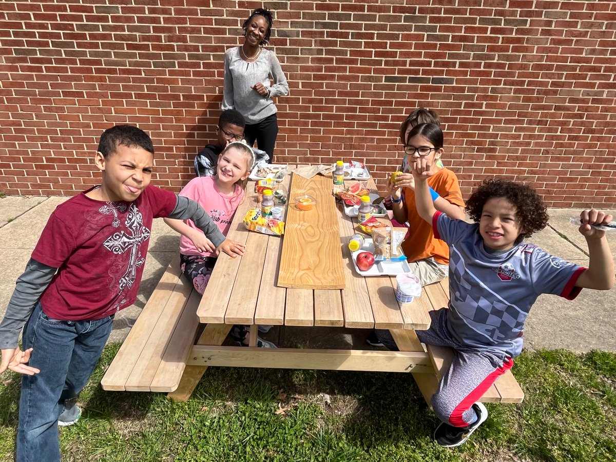 Congratulations to Ms. Bowie’s 4th grade class! They had the best attendance percentage last week with 98.86% and celebrated with a lunch bunch in our new outdooor classroom! #communityschool #hereforit #attendancematters