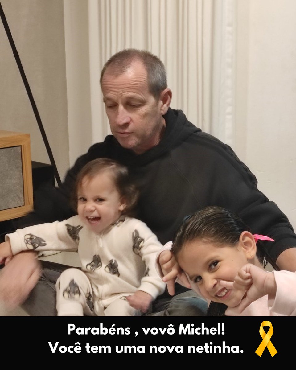 Faz meio ano que nossos entes queridos foram sequestrados pelos terroristas do #Hamas. Meio ano de momentos perdidos.

O brasileiro Michel Nisenbaum agora tem mais uma netinha.
Tragam Michel para casa, AGORA. 🎗️

#bringthembacknow🎗