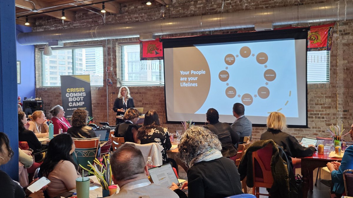 Just in time for an insightful session at the Crisis Comms Boot Camp: Trisha McDonell, Global Crisis Communications Director at Expedia, is sharing her expertise on stakeholder engagement during crises. #CCBC