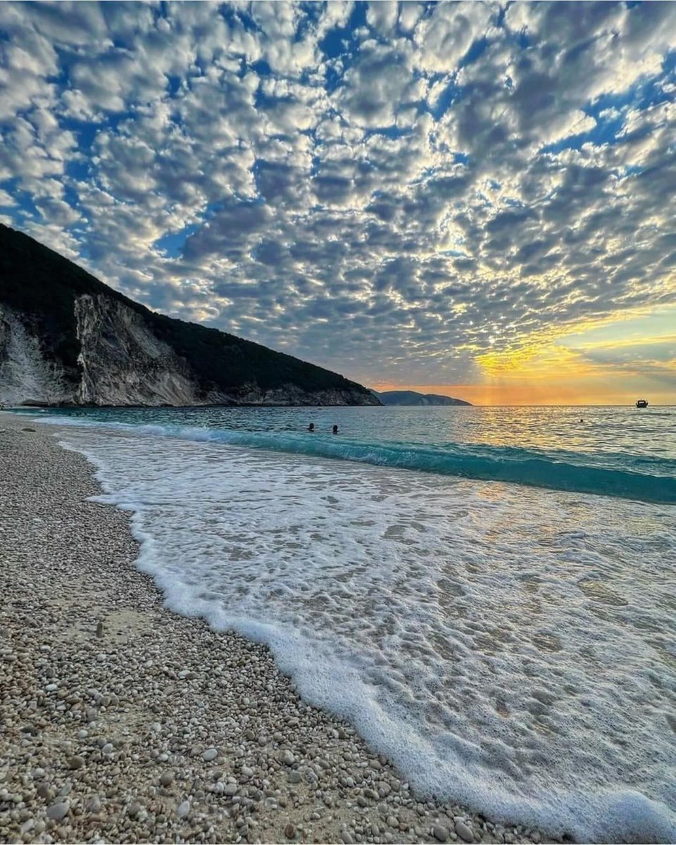 Myrtos Beach, Kefalonia, Greece 🇬🇷