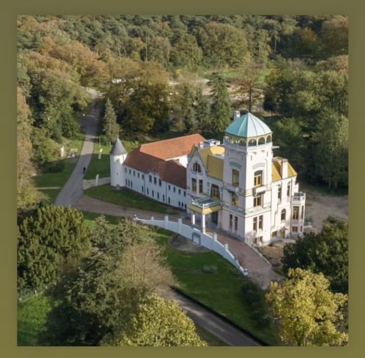 Bart van der Aa (@bosw8erbart) on Twitter photo Trots op het Jachtslot Mookerheide. Wat een uniek gebouw op een uniek landgoed. @Natuurmonument <a href="/Jachtslot/">Landgoed,Mookerheide</a> <a href="/MookMiddelaar/">Mook en Middelaar</a> <a href="/limburg/">Provincie Limburg</a> Trots op het Jachtslot Mookerheide. Wat een uniek gebouw op een uniek landgoed. @Natuurmonument <a href="/Jachtslot/">Landgoed,Mookerheide</a> <a href="/MookMiddelaar/">Mook en Middelaar</a> <a href="/limburg/">Provincie Limburg</a>