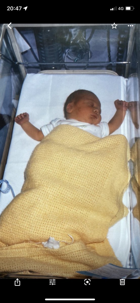 @JaneyGodley My son spent his first two weeks in the QE2 hospital special baby unit.
#ThankyouNHS