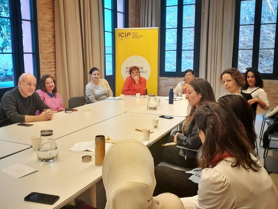 @CCARefugi @ciutatsdh It was an honor meeting with  defenders, technicians, municipalities and entities representatives to talk about our struggles and solidarity. #humanrights #womenrights #humanrightsdefender #policies #GenderEquality #development #migration #EndHarmfulCulturalPractices #EndFGM