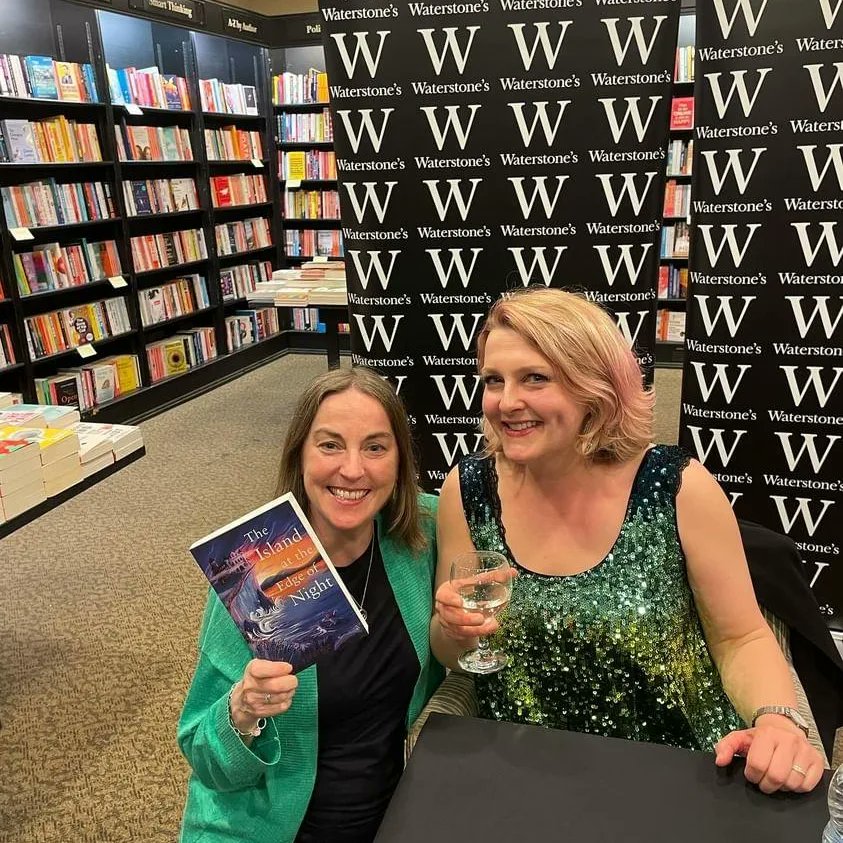 Lovely to launch @theLucyStrange The Island at the Edge of the Night. Fab 2 catch up with @AlwynFJH @janesetheridge @jacquiS21 @LindsayGalvin & 2 meet @TamsinWrites @jonesgarethp apologies for the Matthew Buzzington fan girling @AndyStanton15 Thanks @LollyPopPR @chickenhsebooks