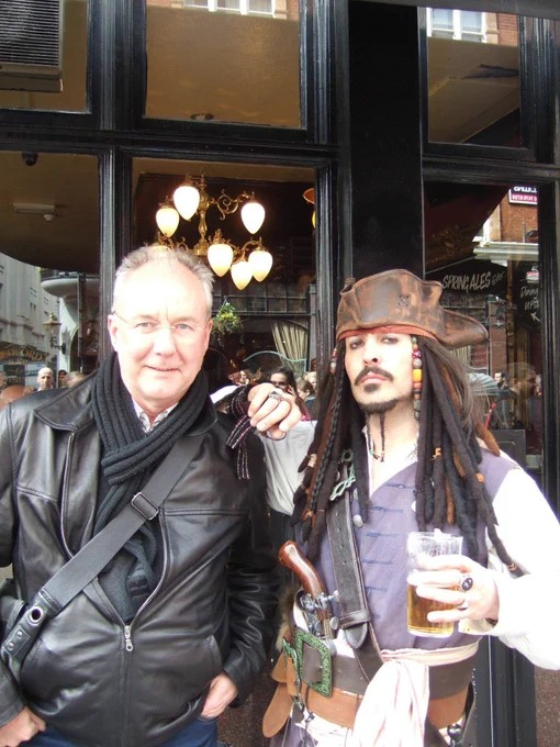 My new drinking partner #coventgardenlondon #london #jacksparrow #JohnnyDepp #piratesofthecaribbean #Cheers