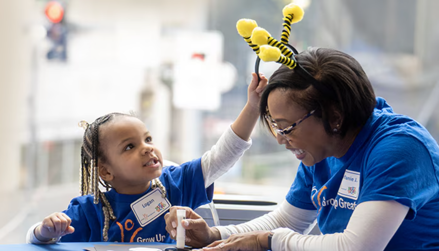 We're excited to celebrate 20 years of championing high-quality early education with @PNCBank through #PNCGrowUpGreat! We’re grateful for the work they do to create a world of opportunities for children in the Dallas Region and beyond. Learn more: bit.ly/43PbUlP 📸: PNC