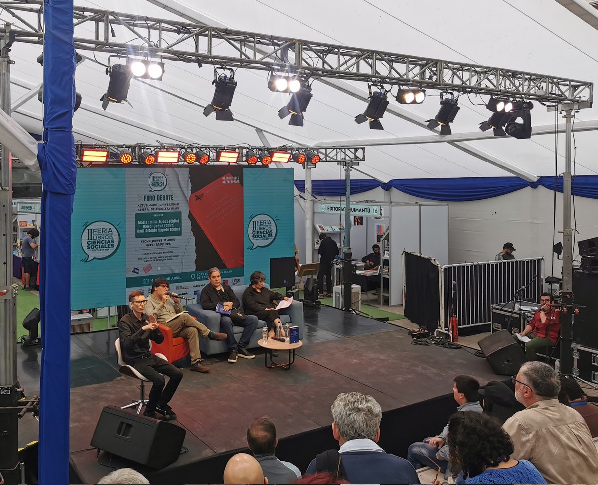 Hugo_Gutierrez_'s tweet image. En la II Feria Internacional del Libro de las Ciencias Sociales en Recoleta #FILCS24 en foro debate sobre el libro Actuel Marx, junto al alcalde de Recoleta @danieljadue, Maria Emilia Tijoux y Raúl Capote (Cuba)