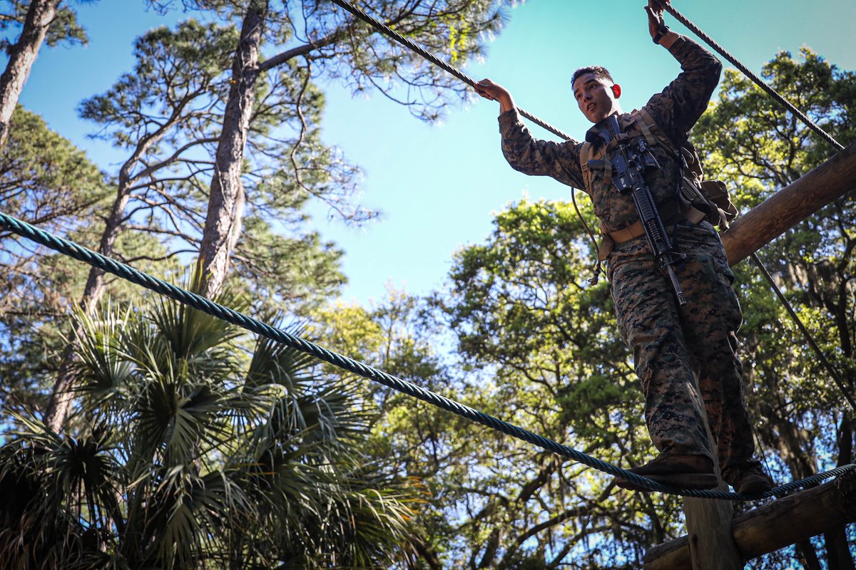 #Marines with the Tri Command compete in the Weapons Warrior Challenge aboard @MCRDPI on April 5. The challenge included a ruck, 100-meter swim, M240 disassembly/reassembly, IED observations, rope climbing, land navigation, obstacle courses, and live-fire events. #USMC