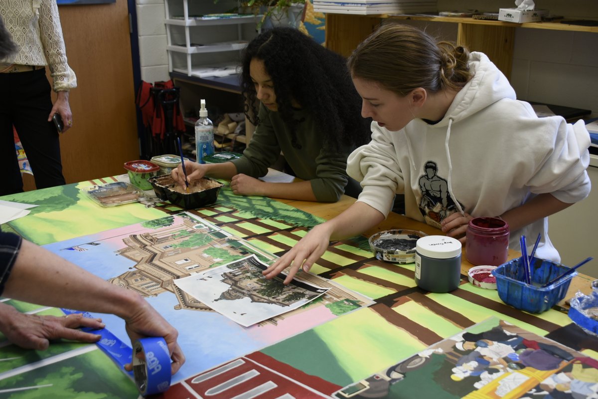 Here’s a sneak peek of some Shanksville-Stonycreek High School students’ artwork, which will soon greet travelers stopping by the North Somerset Service Plaza. It’s all part of Art Sparks program: paturnpike.com/traveling/serv…