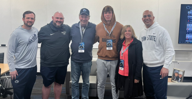 Penn State will get TE Brody Lennon back in town this weekend for their spring game. He visited two weeks back and was offered by the Nittany Lions, declaring them a serious contender. (VIP) 247sports.com/article/penn-s…