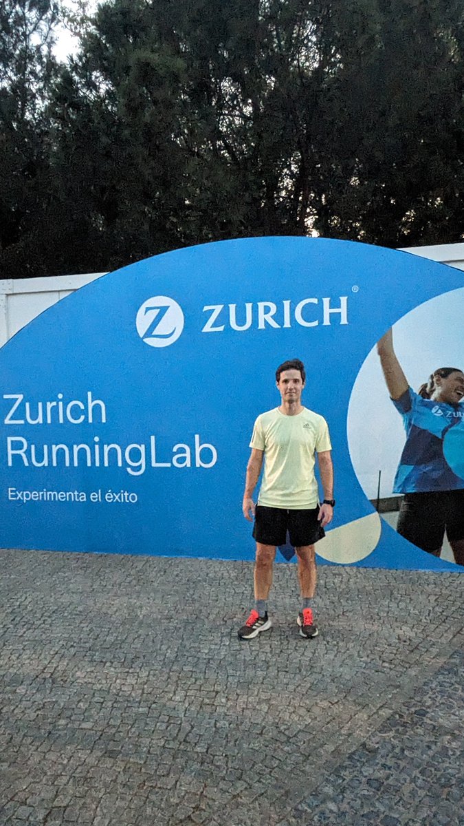 V_A_Martin's tweet photo. Excelente sesión en #ZurichRunningLab . Charla técnica super interesante sobre fuerza de Daniel Cejuela, STMove. Series running 3 x 1000. Y para terminar, reto conseguido y me llevo el dorsal para la @RNRmadmaraton . ¿Se puede pedir más?
@ZurichSeguros https://t.co/bgP48lhXm3