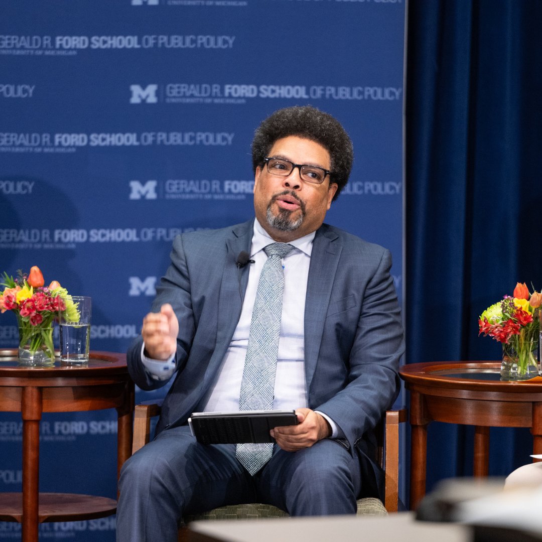 Thank you to Kohn Prof. Luke Shaefer, Mary Pattillo, @DarrickHamilton, @NPilkauskas for our second #DeansSymposium event—an engaging panel conversation on “New Policy in Support of Families and Kids”. | Recording available here: myumi.ch/nyyMN. @UmichPoverty