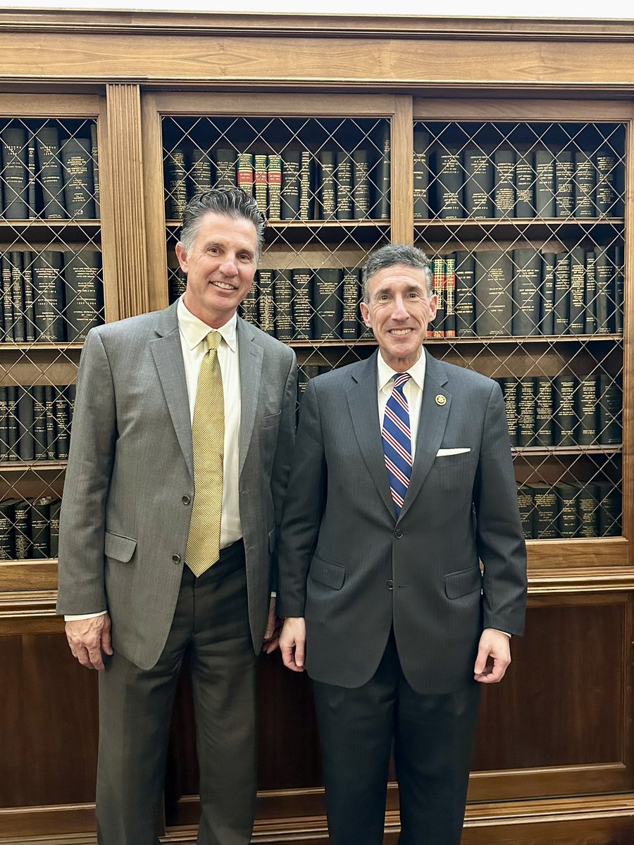 Thank you @RepDavidKustoff for meeting with Tennessee-based Pictsweet Farms to discuss the top priorities for frozen food.