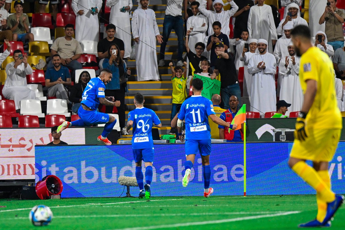 #الهلال⁩ بطلاً لـ #كأس_الدرعية_للسوبر_السعودي⁩ بعد تغلبه على نظيره ⁧#الاتحاد⁩ 4 -1. ⁧#واس_رياضي⁩ | ⁧#السوبر_في_أبوظبي