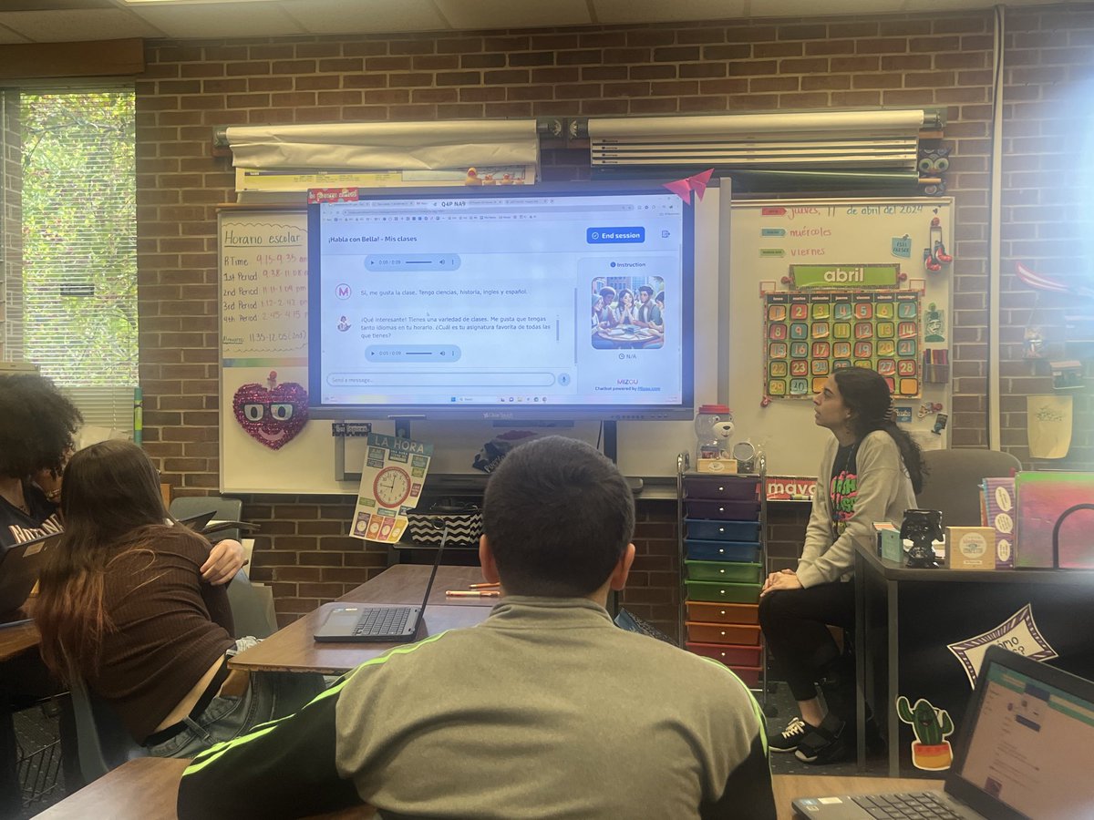 @ Cross Creek Early College observing a Spanish class where Ms. Mercado built an AI Chatbot to tutor students one on one and in small groups in Spanish!