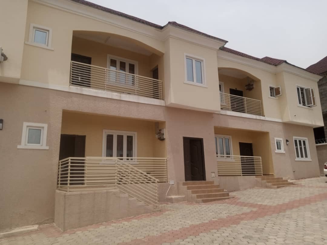 MarketMavenNG's tweet photo. Brand new 3bedroom flat within life camp, Abuja

Rent - 2.7m
SC - 200k
Caution deposit - 200k
Agency/legal - 20%
Call for inspection: 08157113497 https://t.co/cTiwCGDtDy