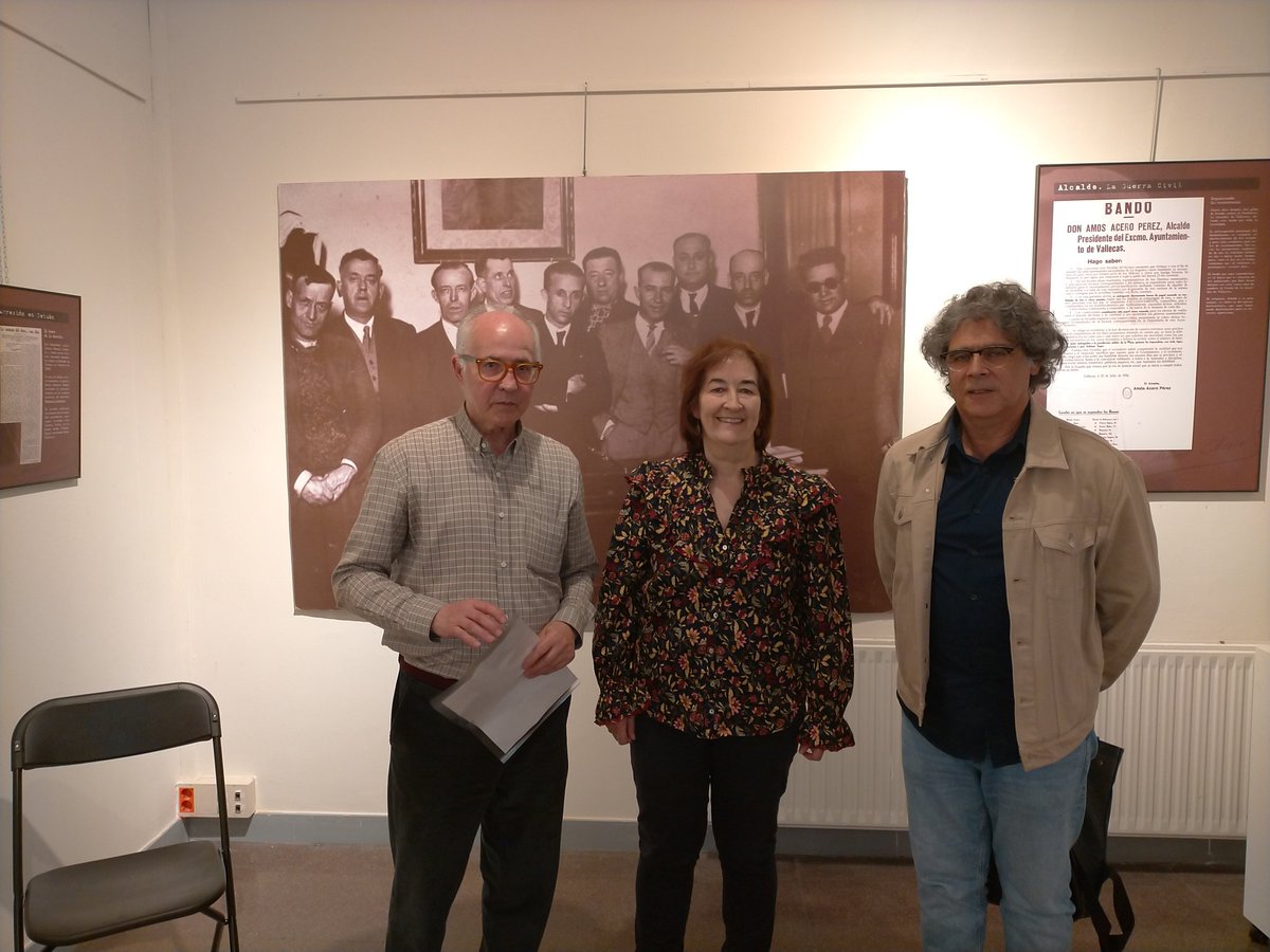 AblogEp's tweet photo. Charla epAlv, más de 30 personas.
Amos Acero, maestro y alcalde de Vallecas, fusilado en 1941.
Y las escuelas racionalistas en Vallecas durante la II República Española con Educación de Adultas-os
Con Pepe Molina, de Vallecas Todo Cultura, y Miguel Ángel Martínez.
Gran exposición https://t.co/nz5Wd3MsoD