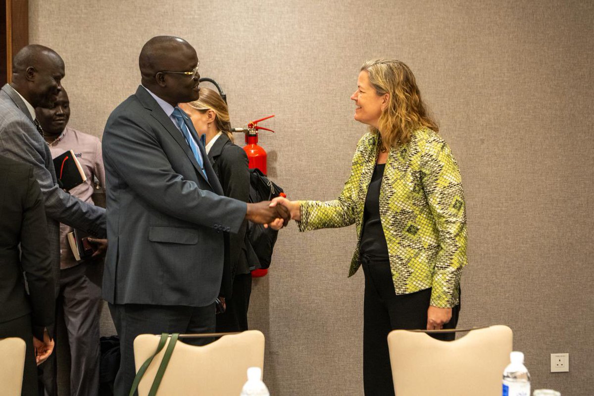 🤝 Grateful for the warm welcome back to South Sudan today. Meetings with VP @Mama_RNdeMabior & @SouthSudanGov ministers underscored importance of stability, resilience & solutions against backdrop of the Sudan war almost a year on. 🇸🇸 has received over 630k new arrivals.