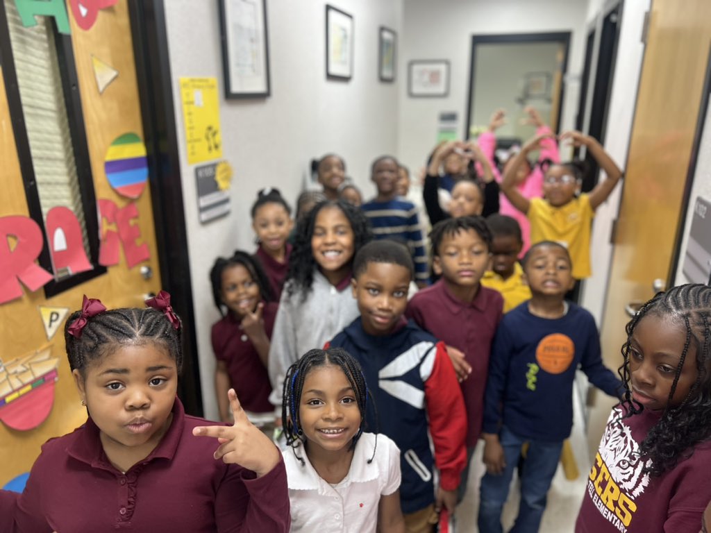 Our scholars got a kick out of celebrating @aplatimore for Assistant Principals Week! It was spring break but we they got him when we can back! @StonewallTell