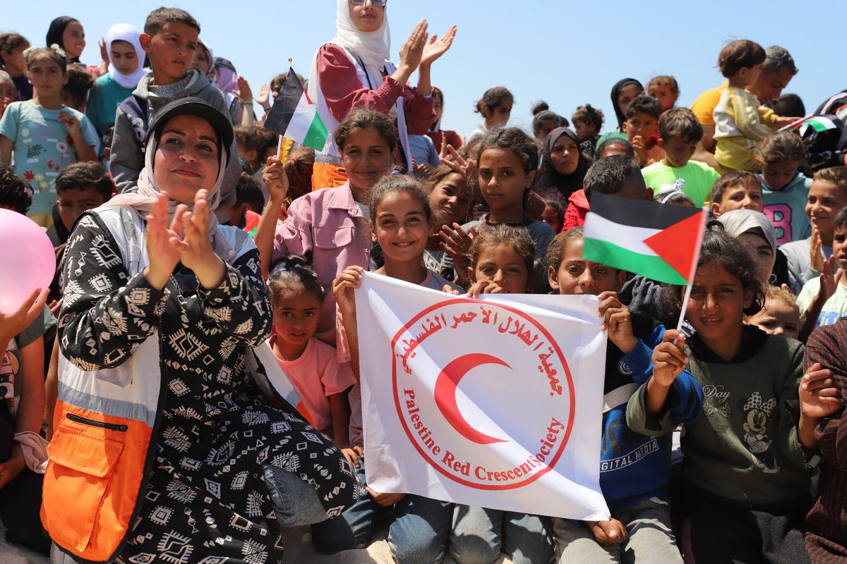 Today, the PRCS Department of Psychosocial Support organized a 'Days of Fun' festival on the second day of the blessed Eid al-Fitr for hundreds of displaced children in the areas of Rafah and Khan Younis. The program of activities continues for three days, also including children…