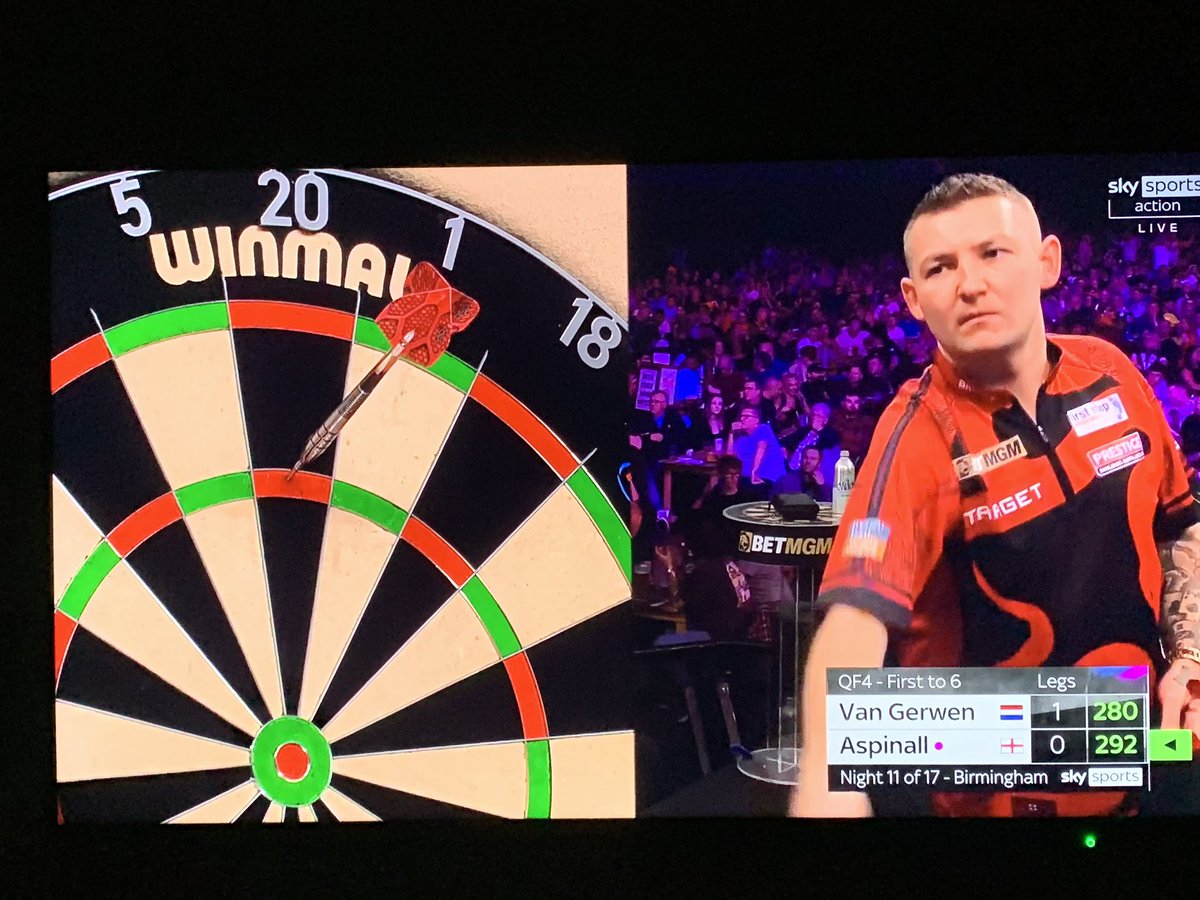 Night of darts 👍👍👍👍👍👍👍👍👍