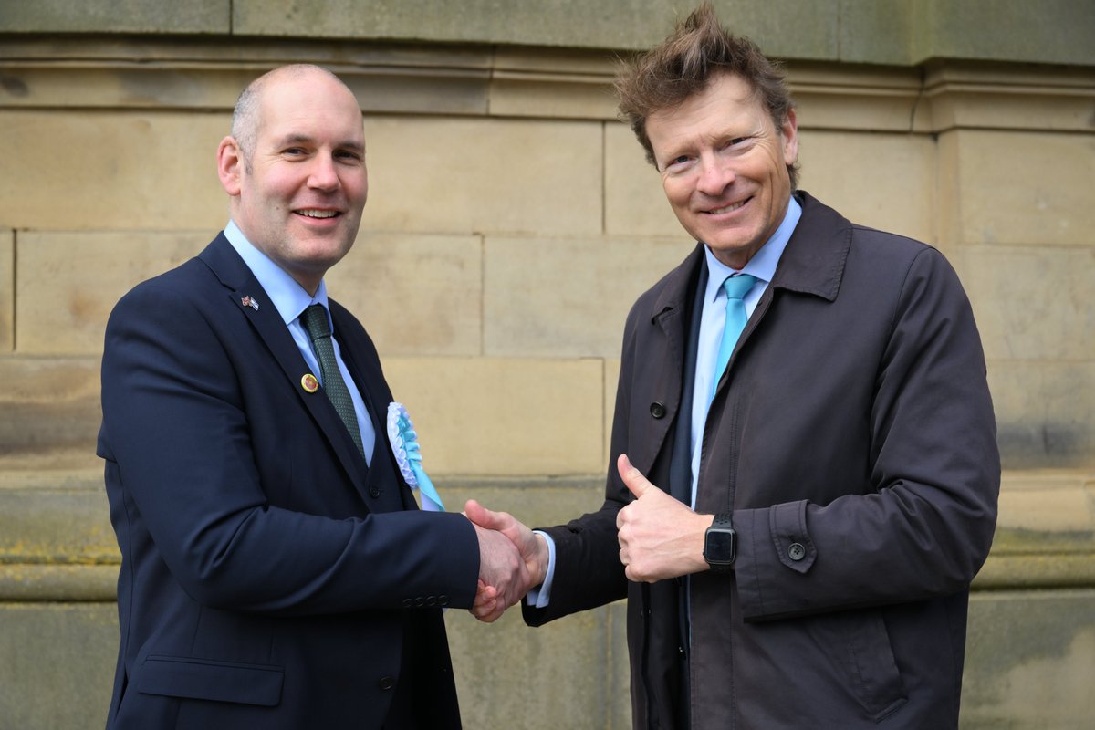 Out and about with @TiceRichard to spread the word about @reformparty_uk and the chance Greater Manchester and the country has for a real choice and real change at the upcoming elections this May. For reform,🗳️Reform UK.