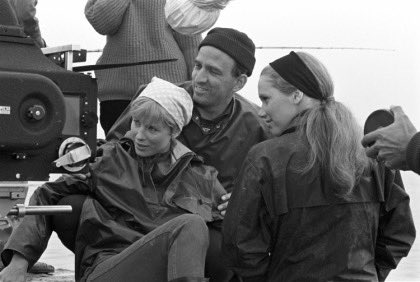 'El momento en que tú [cineasta] pierdas la sensación de juego, es cuando debes renunciar'. - Fragmento de Ingmar Bergman: Interviews #UniversoBergman 📸The Ingmar Bergman Foundation
