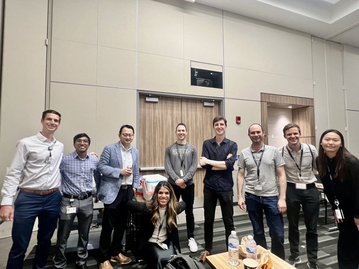 BettyKimLab's tweet image. Huge #CerebralPower, #ScienceChat among #Friends. Thanks ⁦@BrunoBeernaert⁩! ⁦@wenjiang_nano⁩ ⁦@DrAriaV⁩ ⁦@JMSchenkel⁩ ⁦@adam_grippin⁩ ⁦@BenjaminSchrank⁩, SpencerLea, AbinAntony, ⁦@AnnetteWu9⁩ ⁦⁦⁦