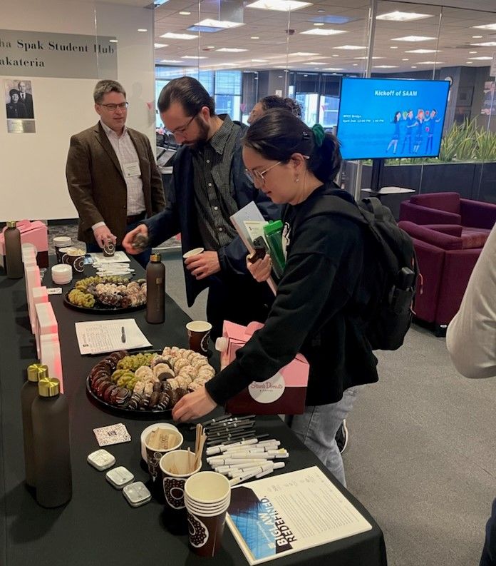 #GTChicago sponsored a coffee break for @ChicagoKentLaw students to learn more about the firm. GT’s Genny Dominguez, David Repking, and Patrick Owen attended the event. #GTInvestsInYou