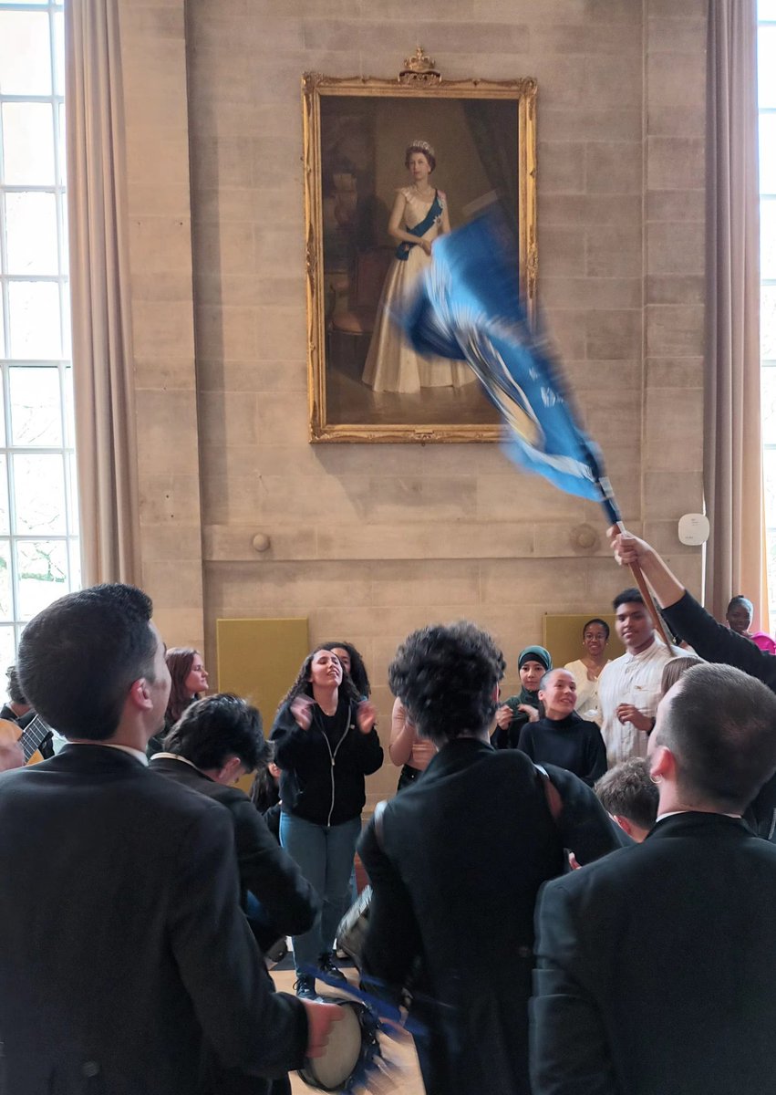 A joyful time when young people from two cities twinned with #Bristol all come together and have such fun. Music, dancing, singing! #Bordeaux #Oporto @BristolCouncil @brislordmayor #PortugueseConsulate