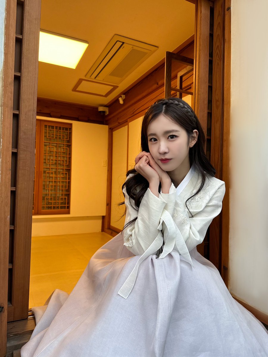 open.spotify.com/track/02xwA3Ej…