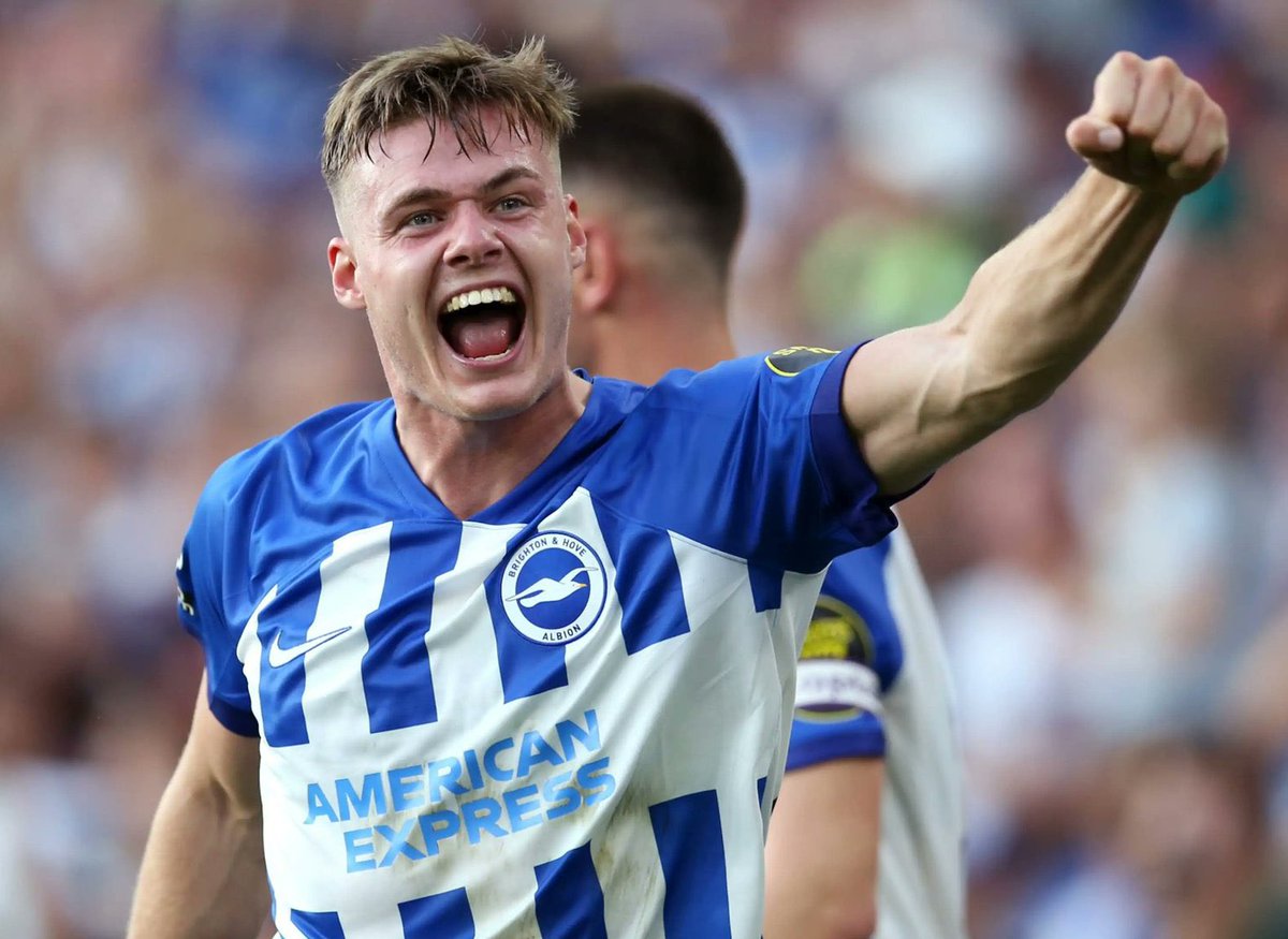 🚨 Arsenal also like Brighton’s Evan Ferguson as the 19-year-old is one for the future. A move for Brentford’s Ivan Toney is growing increasingly unlikely as the price tag & his age means they will probably look elsewhere. [@johncrossmirror] #afc