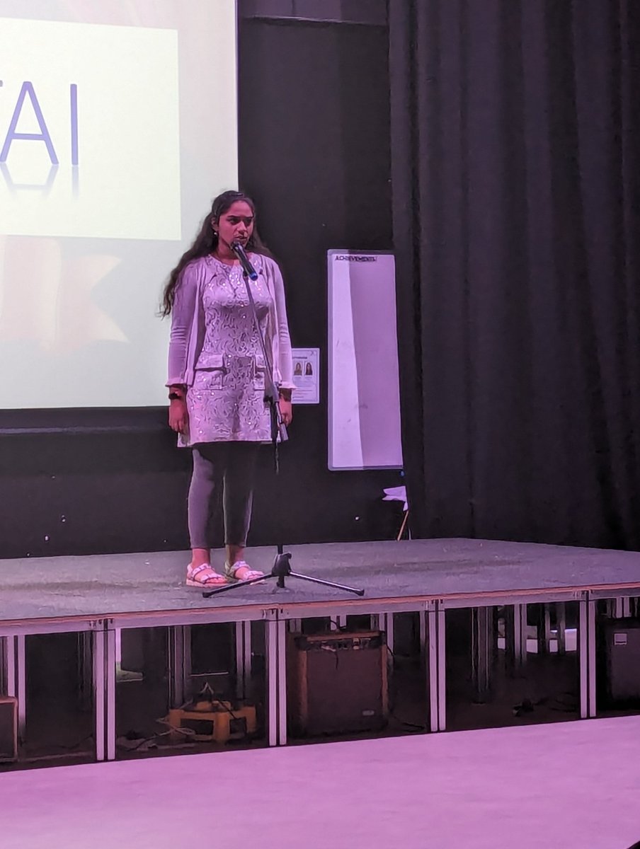 Avanti's 1st talent show-What a wonderful evening! We had dancers, rappers,poets, pianists, musicians, singers, martial arts, drama and a yo-yo performance!A brilliant evening to kick start the summer term. Thank you Miss Olusanya @Opeyemi0496 for all your efforts. #AvantiTalent