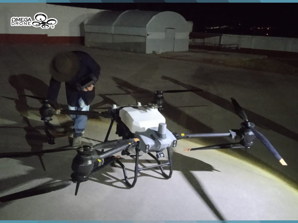 OmegaDrone7's tweet photo. ✅ Entrega y Capacitación Especializada 👨‍🌾 de Drone Para Cultivos DJI Agras T40 🚁 en el Estado de Jalisco 🇲🇽 https://t.co/oASBdKV1Xs